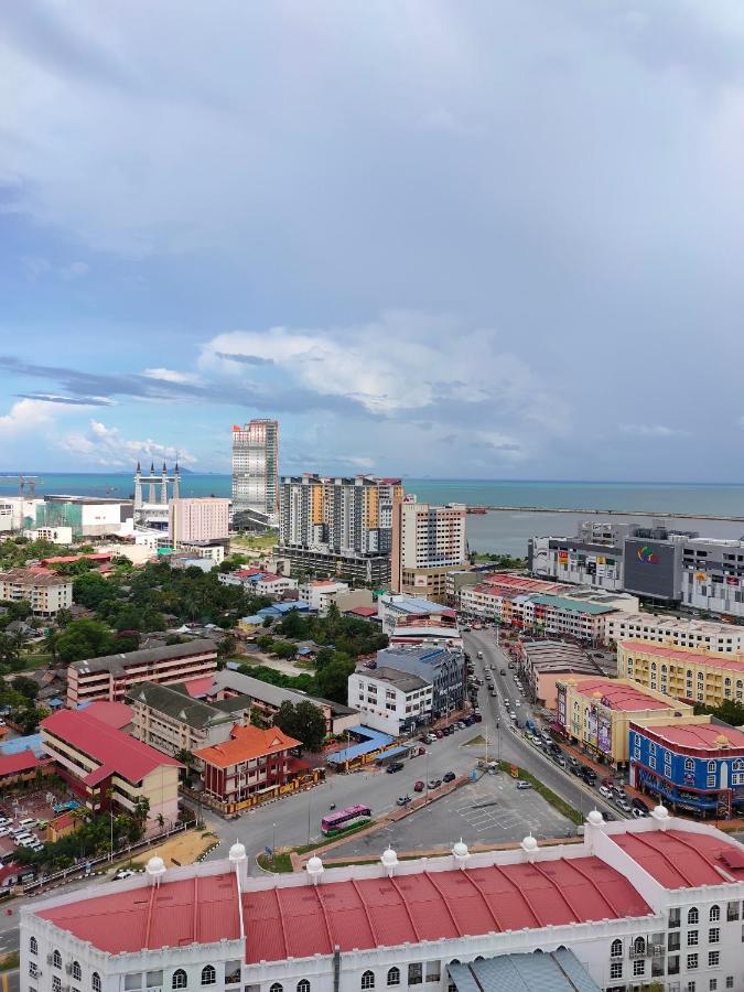 Homestay Hani Kuala Terengganu Exterior photo